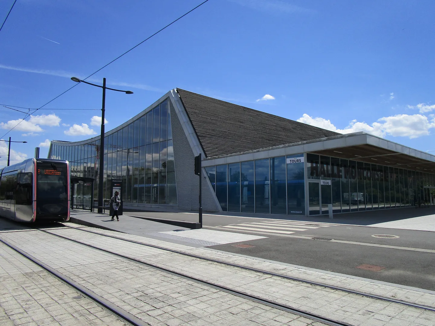 Investir dans le quartier Monconseil à Tours Tram, gare quartier Monconseil Tours