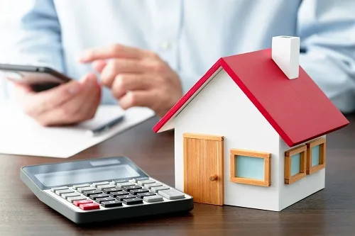 Petite maison et calculatrice