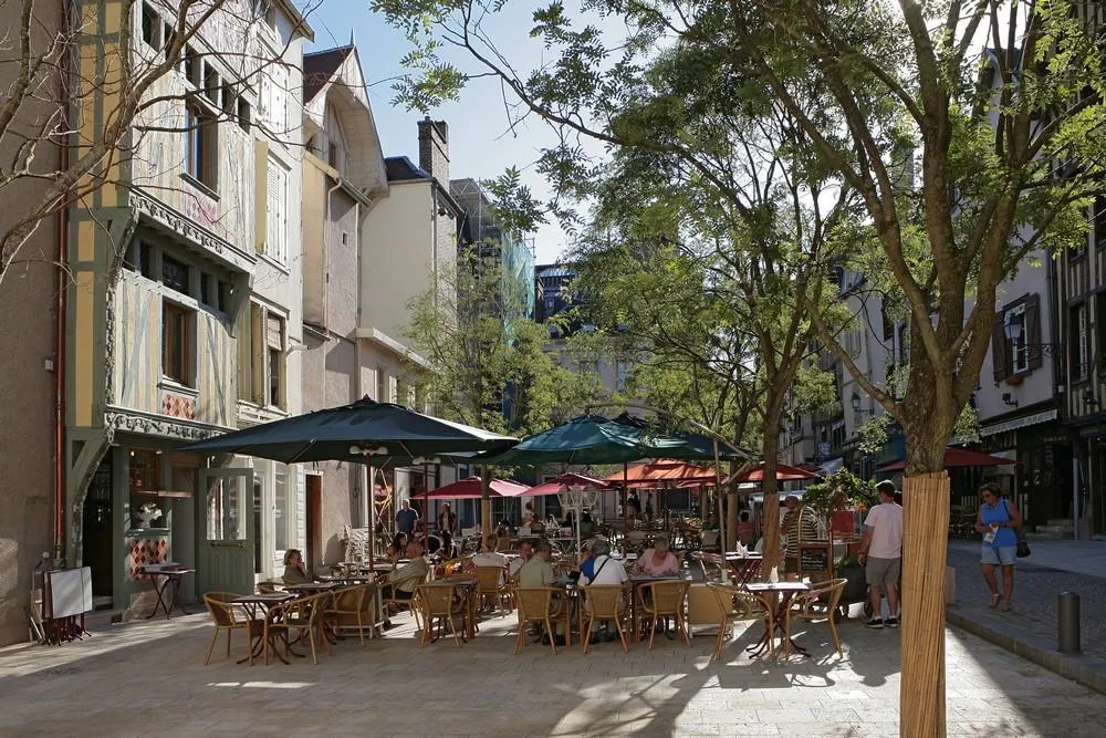 Place Saint Jean Troyes 