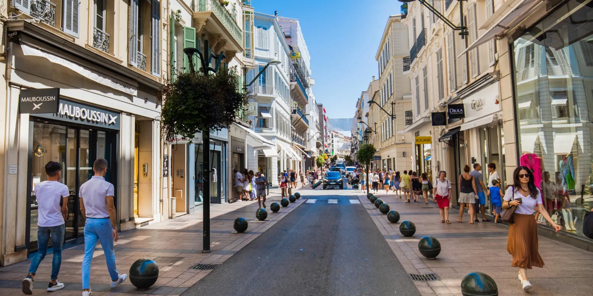 Investir dans le quartier Centre-ville / Rue d’Antibes à Cannes Rue d'Antibes Cannes