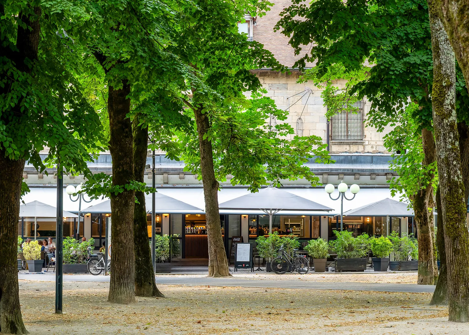 Terrasse place Granvelle Besançon 