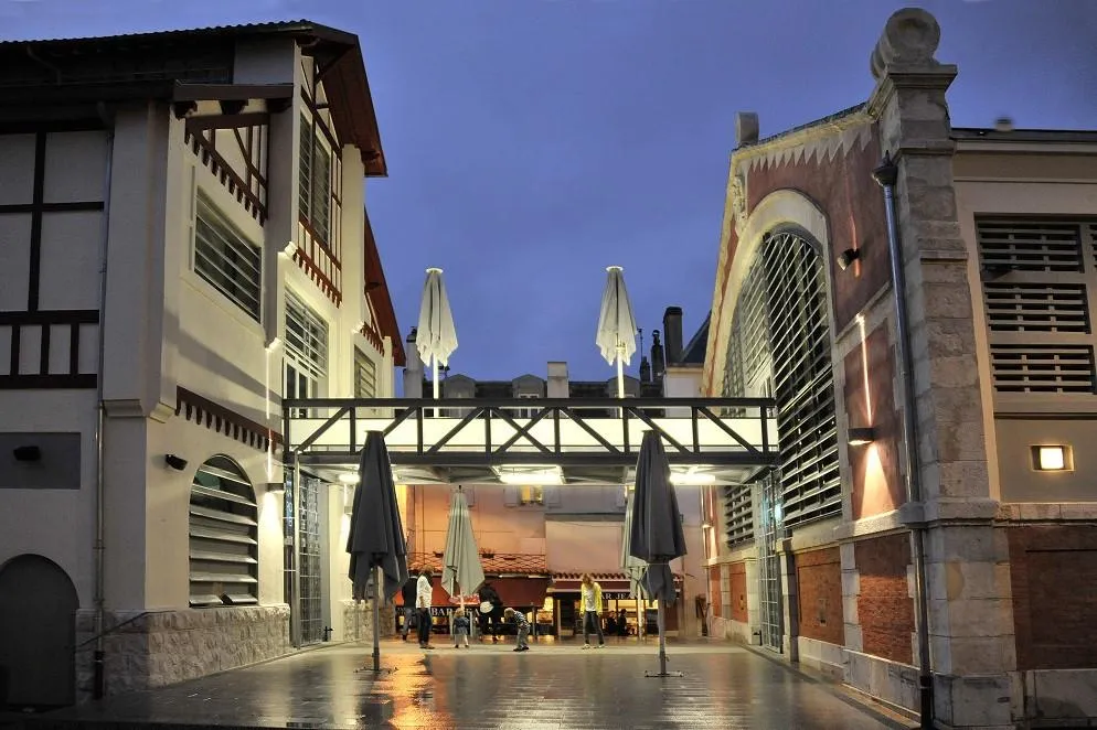 Investir dans le quartier Les Halles à Biarritz Halles de Biarritz | Laforgue architectes