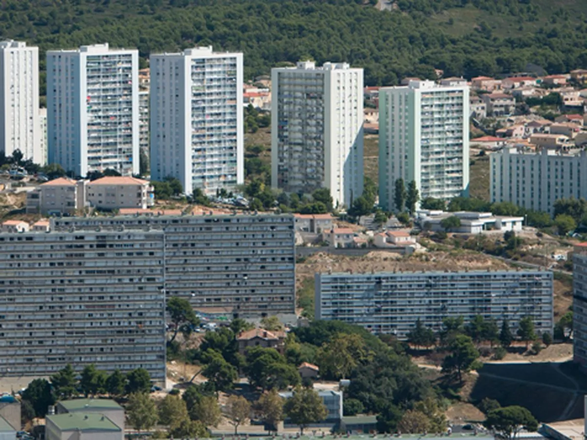 Investir dans les quartiers Nord de Marseille en 2026 : opportunité immobilière ou zone à risque ?