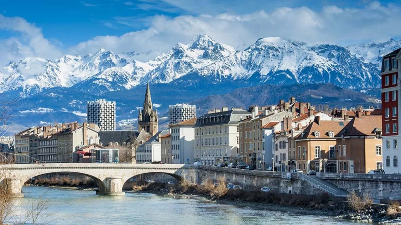 Villes étudiantes 2026 : où acheter un logement peut être plus rentable que louer ?