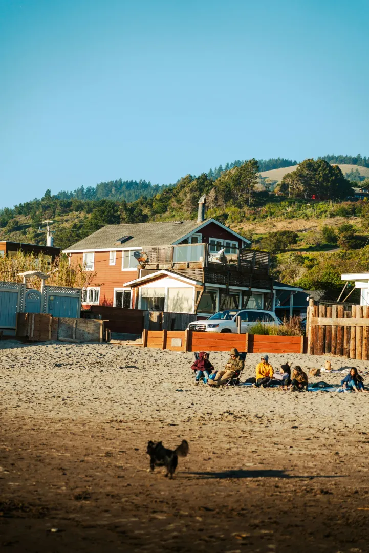 Investir en bord de mer : opportunités et pièges