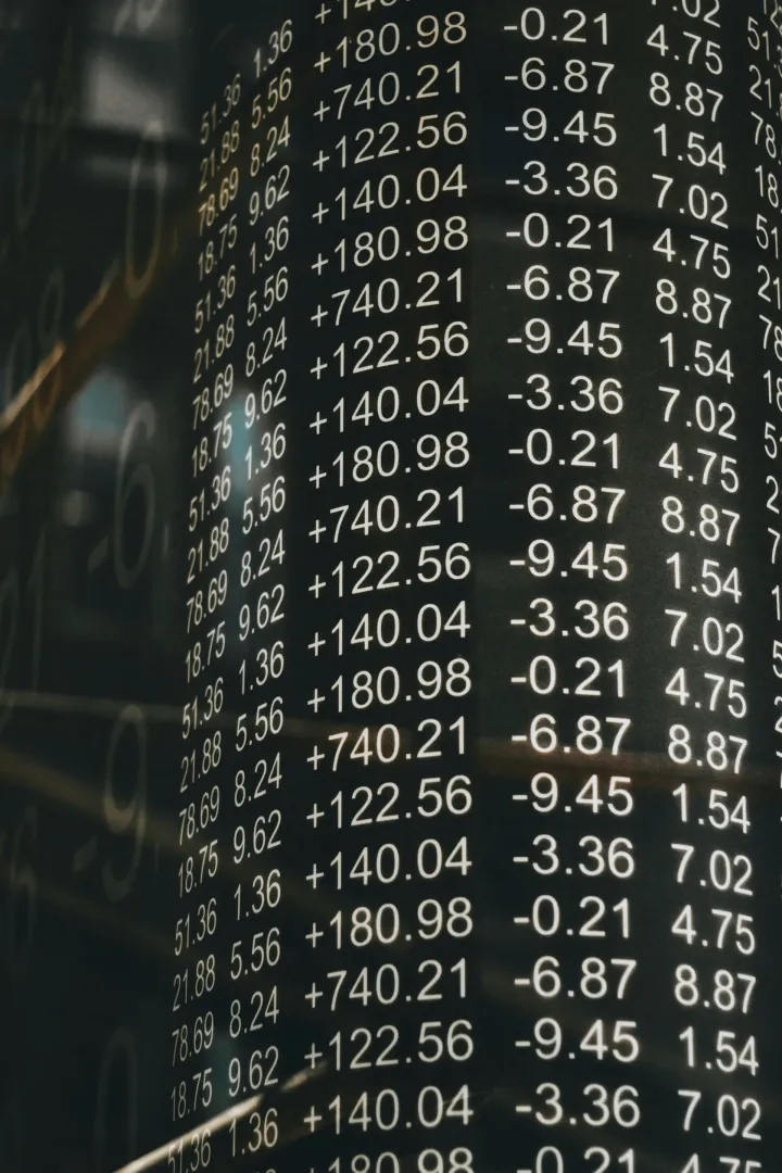 Encadrement des loyers et colocation : règles et impacts pour propriétaires et locataires