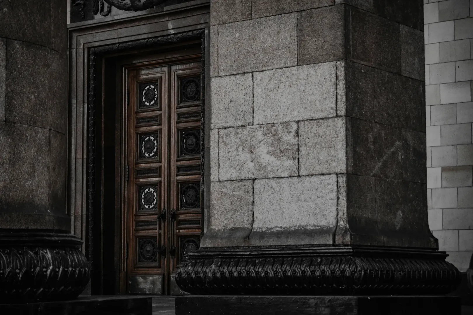 Prêt bancaire : que signifie se porter caution et quelles conséquences ?