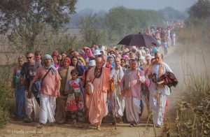 HH Srila Indradyumna Swami with Devotees on the way to Ter Kadambfrom Javat