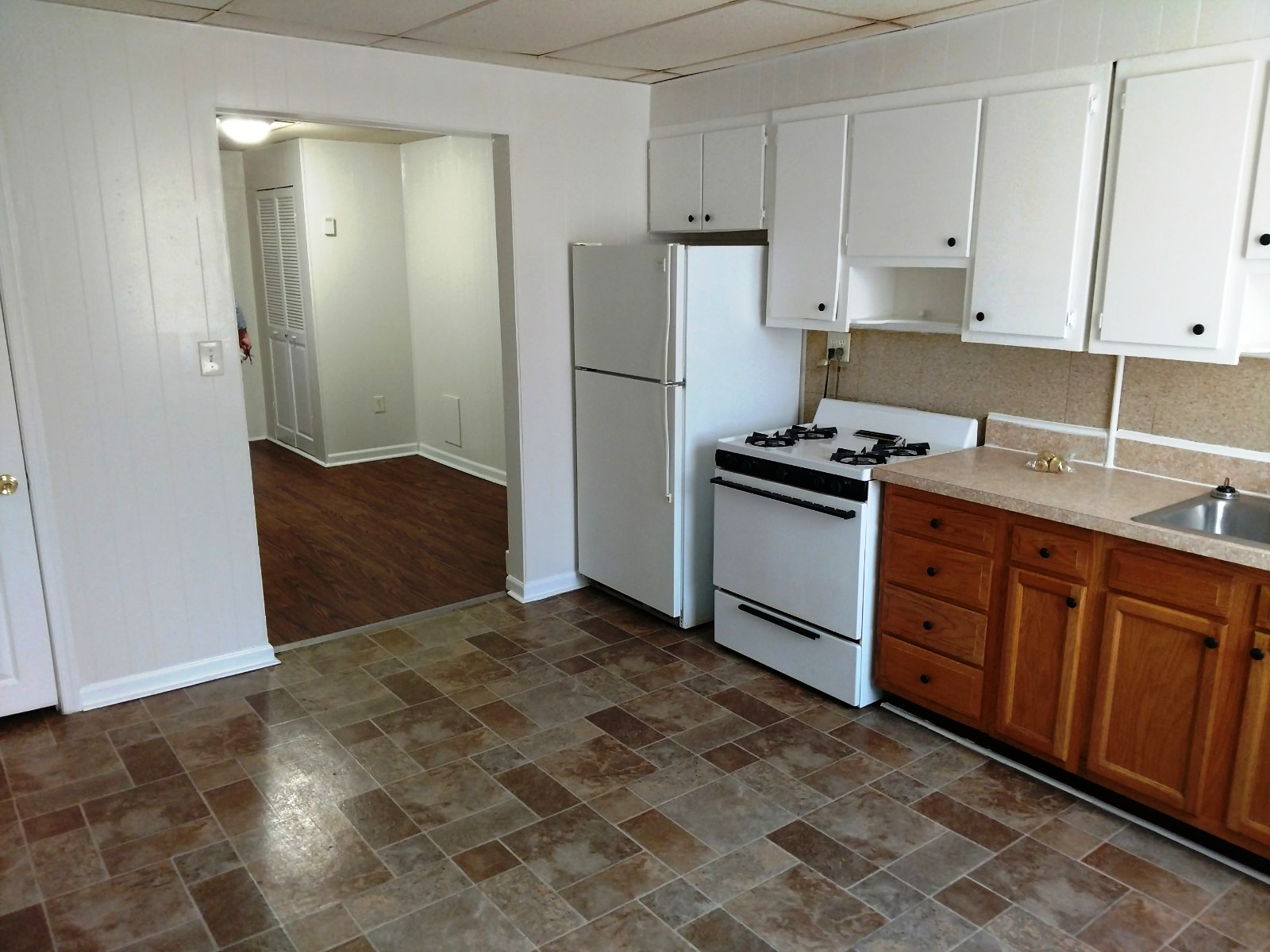 Modern Apartments In Baltimore County That Take Section 8 for Small Space