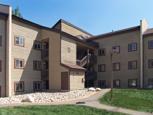 Shadow Run Condominiums  Steamboat Springs Resort Lodging