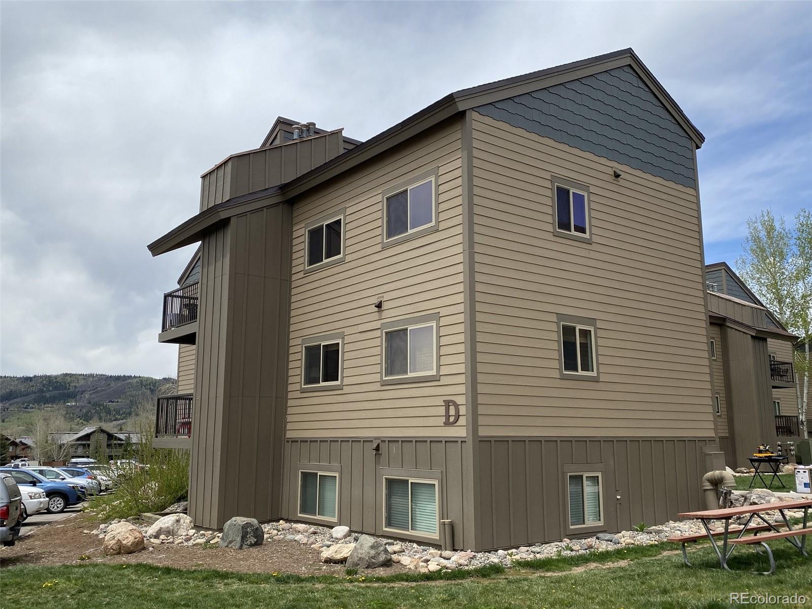 Shadow Run Condominiums  Steamboat Springs Vacation Rental