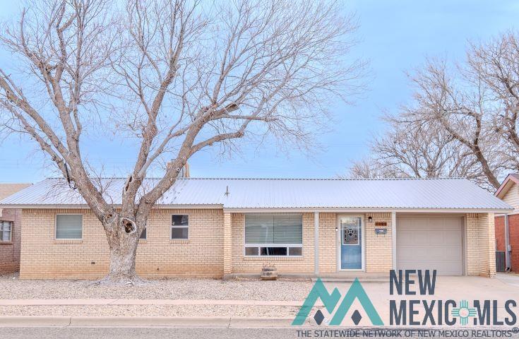 201 WRANGLER WAY, Clovis, NM 88101 Single Family Residence For Sale, MLS#  20235530