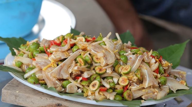 Hướng dẫn cách làm gỏi sung