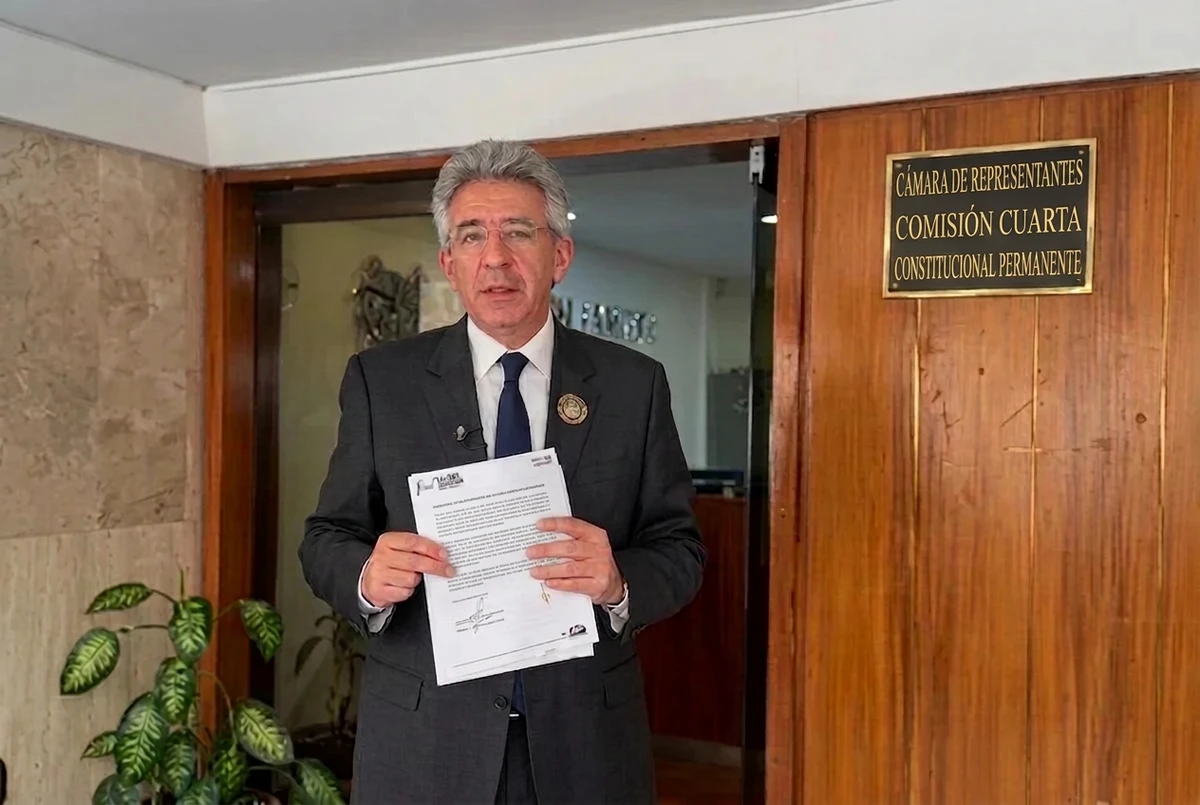 Senador Enrique Gómez radicó propuesta para fortalecer la Rama Judicial con recursos de la JEP
