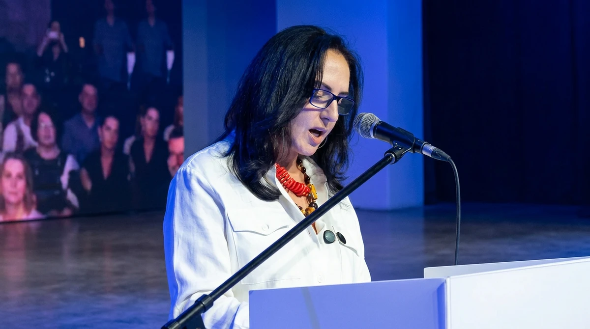 La nueva derecha toma forma: María Fernanda Cabal se une al Partido Republicano