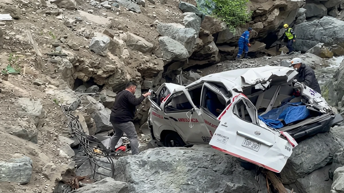 Tragedia en Salgar: Cuatro fallecidos y dos heridos por movimiento en masa en vía a Andes