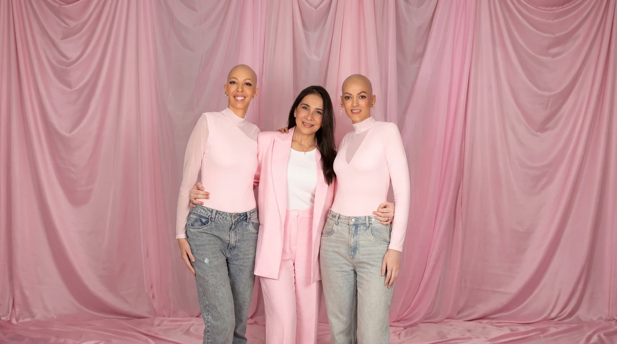 “Tócate y salva tu vida”: La apuesta de la Fundación Alma Rosa por la detección temprana del cáncer de mama

