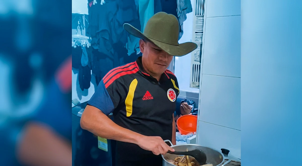 Renuncia el asesor de comunicaciones de la Agencia Nacional de Tierras tras el video en el que cocinaba un armadillo