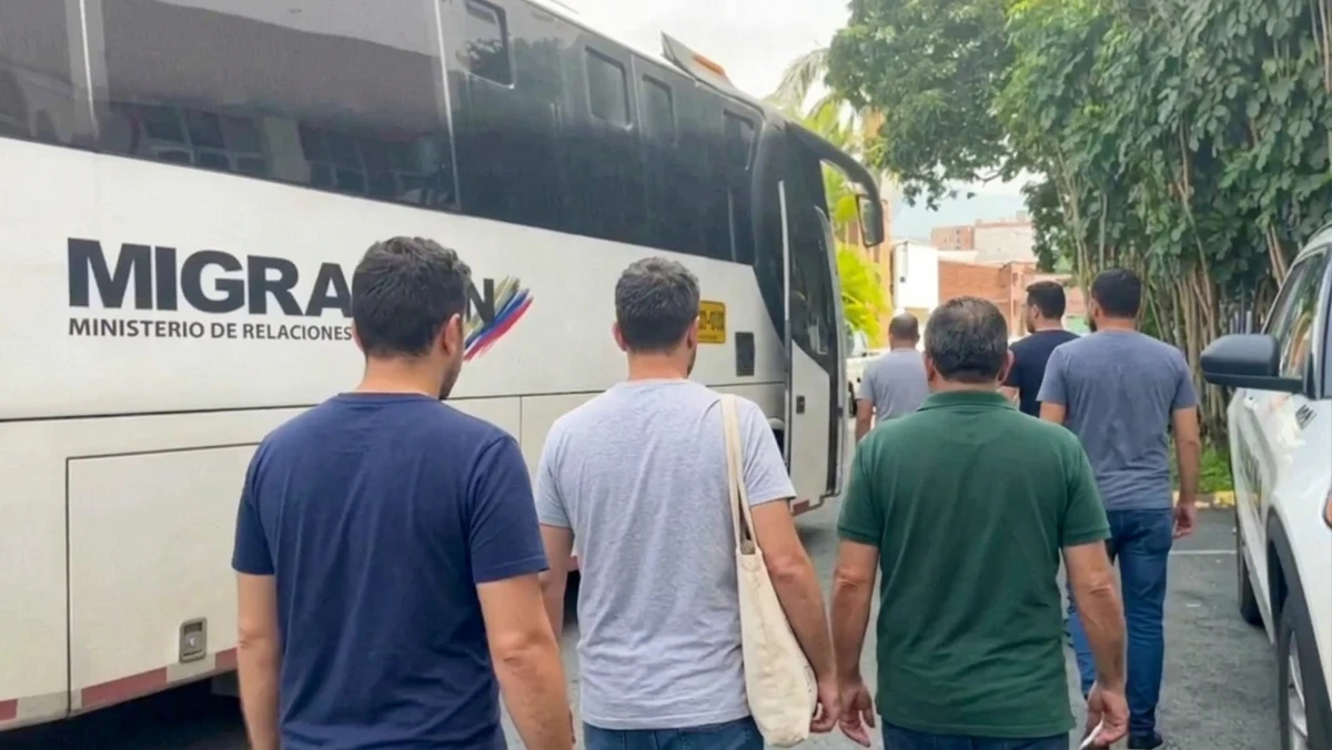 "Colombia no es refugio de delincuentes": el presidente De La Espriella anuncia la expulsión y deportación de 27 extranjeros