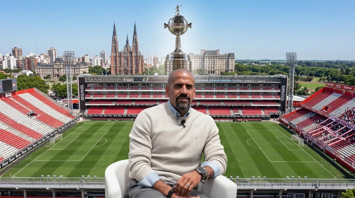 Juan Sebastián Verón está analizando el panorama de Estudiantes ante el caso de Marcos Rojo