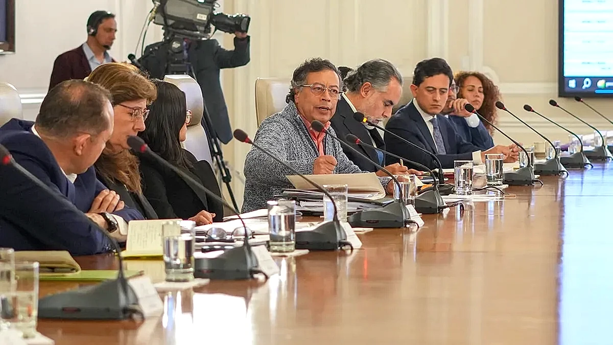 Gobierno no convocó Consejo de Ministros para este lunes en medio de nuevas controversias