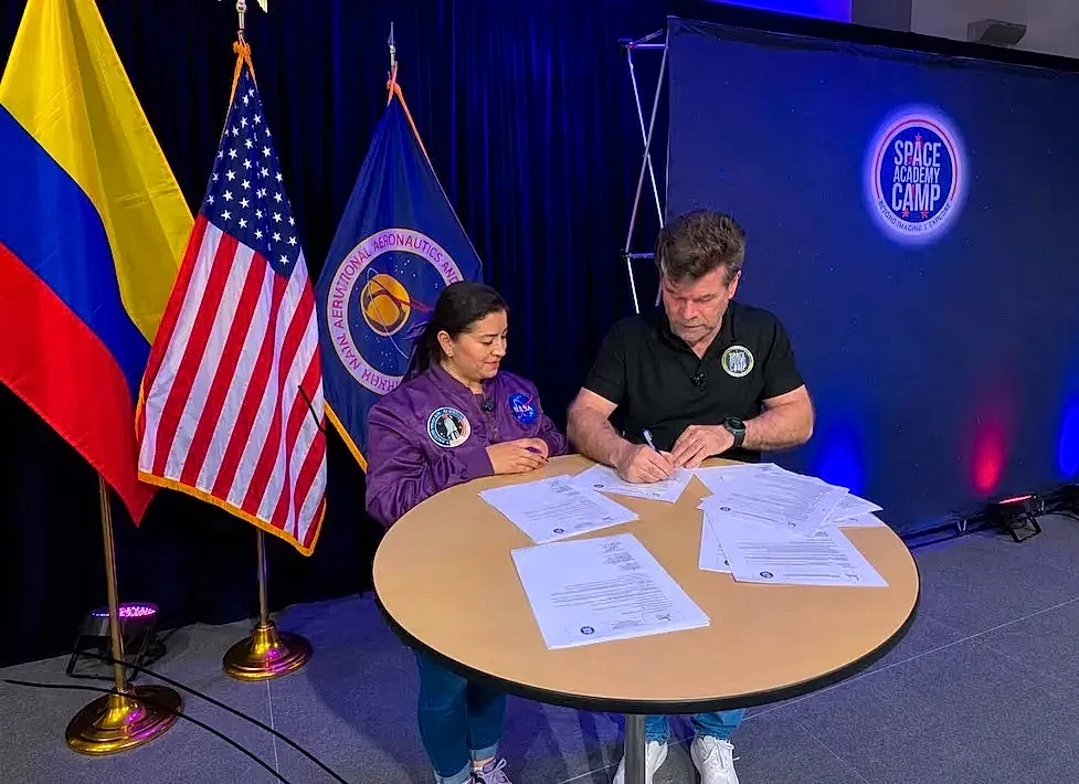 Fundación She Is abrió convocatoria para llevar a niñas colombianas al Centro Espacial Kennedy con nuevo programa STEM