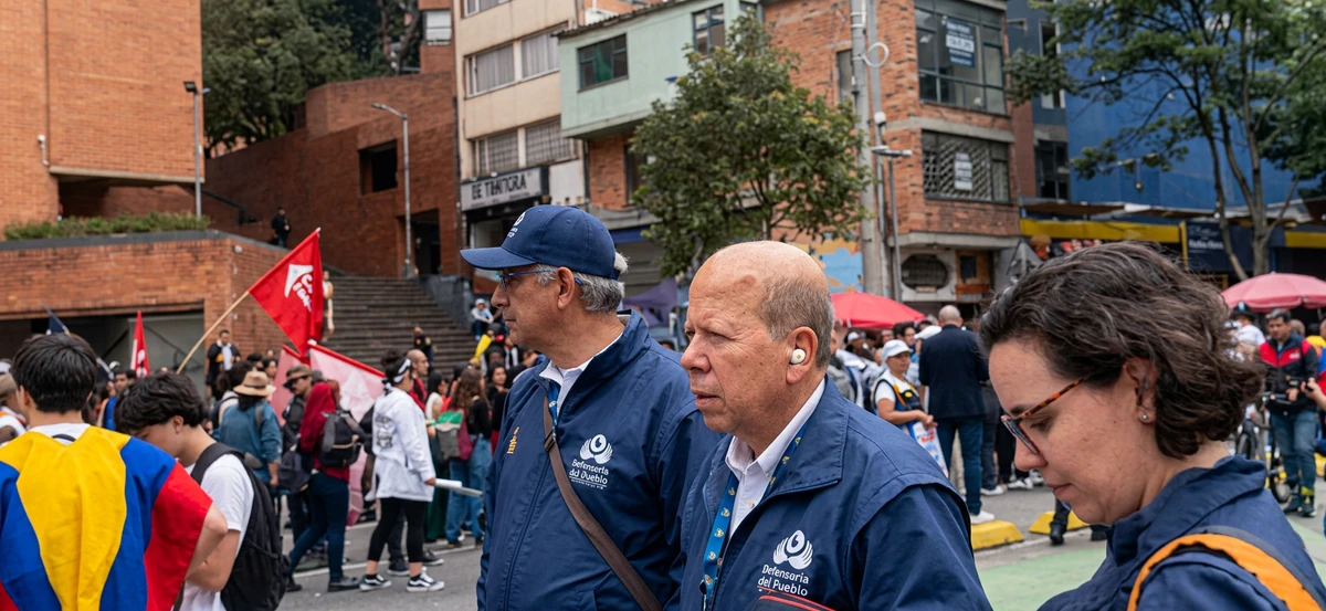 Bogotá registra manifestaciones en varios sectores y restricciones en la operación de TransMilenio