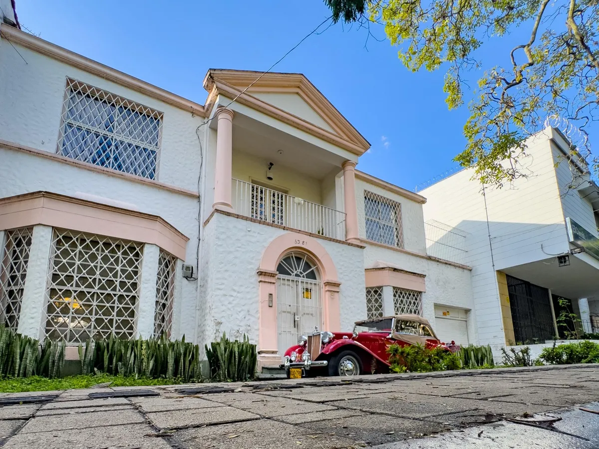 Barrio Prado se consolida como recorrido patrimonial durante Semana Santa en Medellín