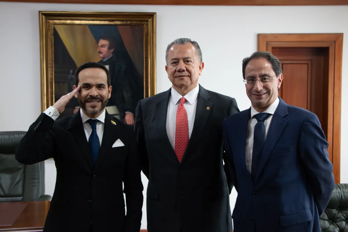 Abelardo De La Espriella inició agenda como presidente electo con encuentro en las altas cortes