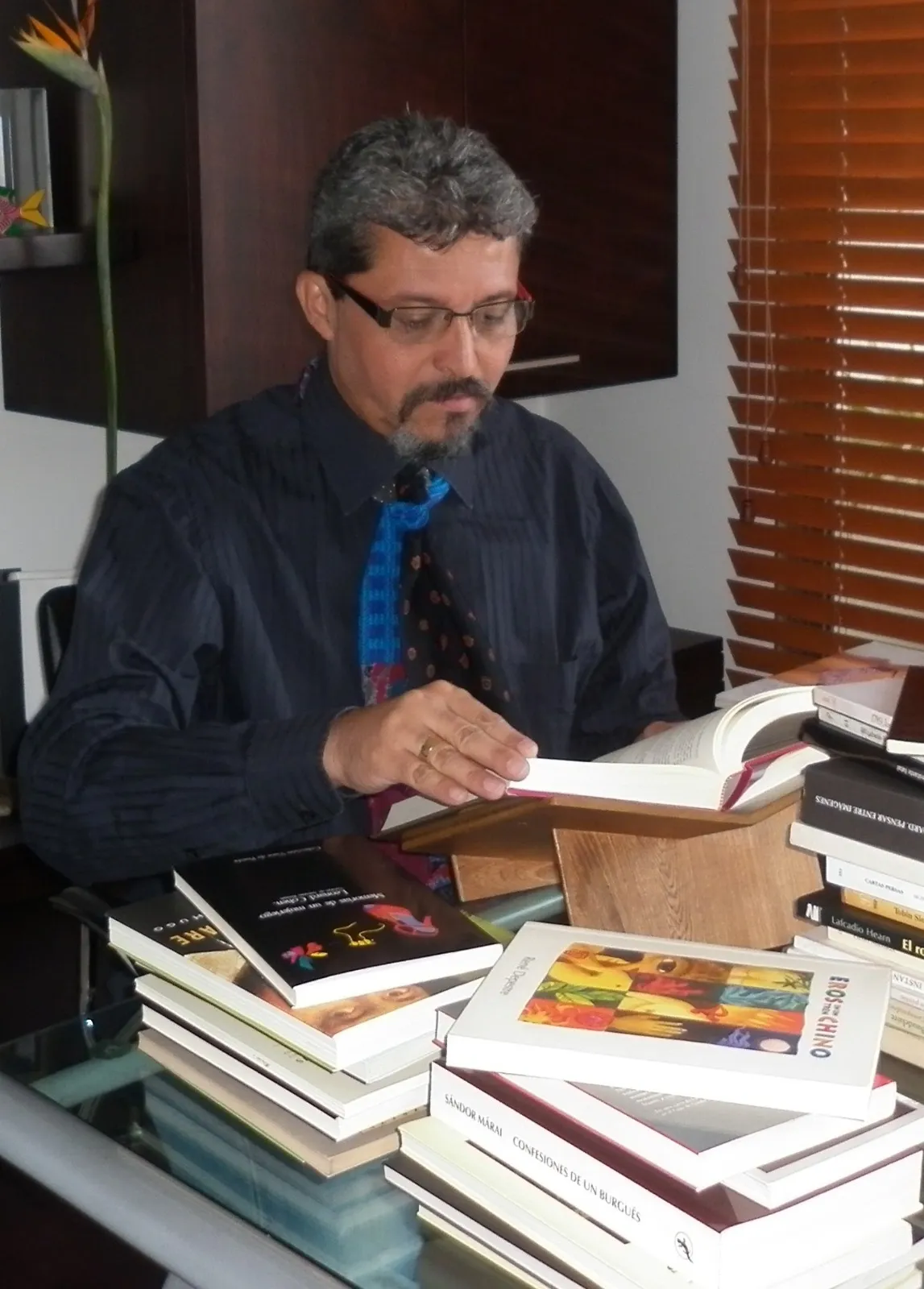 Óscar Jairo González Hernández: “Mi método para contrarrestar todo ello es la irritación crítica”