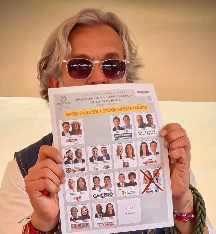 Elecciones 2026: Juan Daniel Oviedo votó en Bogotá y llamó a “sumar por encima de las diferencias”