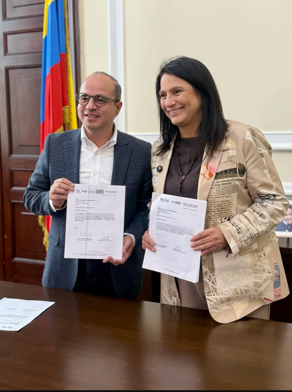 Juan Espinal destacó legado de Paola Holguín tras 12 años en el Congreso: “Ha sido y será garantía para Antioquia y la patria”