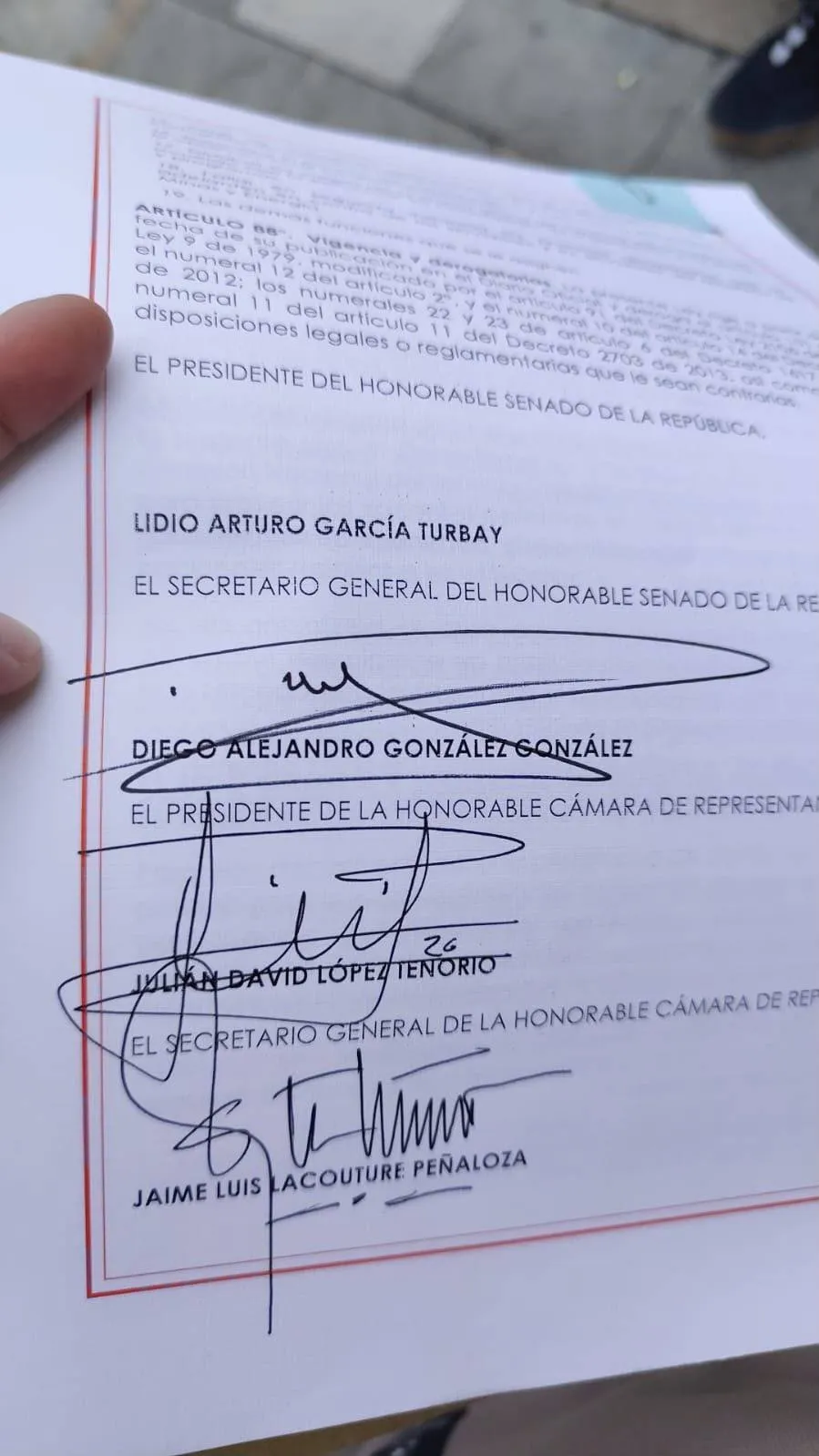 Petro denunció presunto sabotaje a ley de energía nuclear y volvió a cuestionar software electoral
