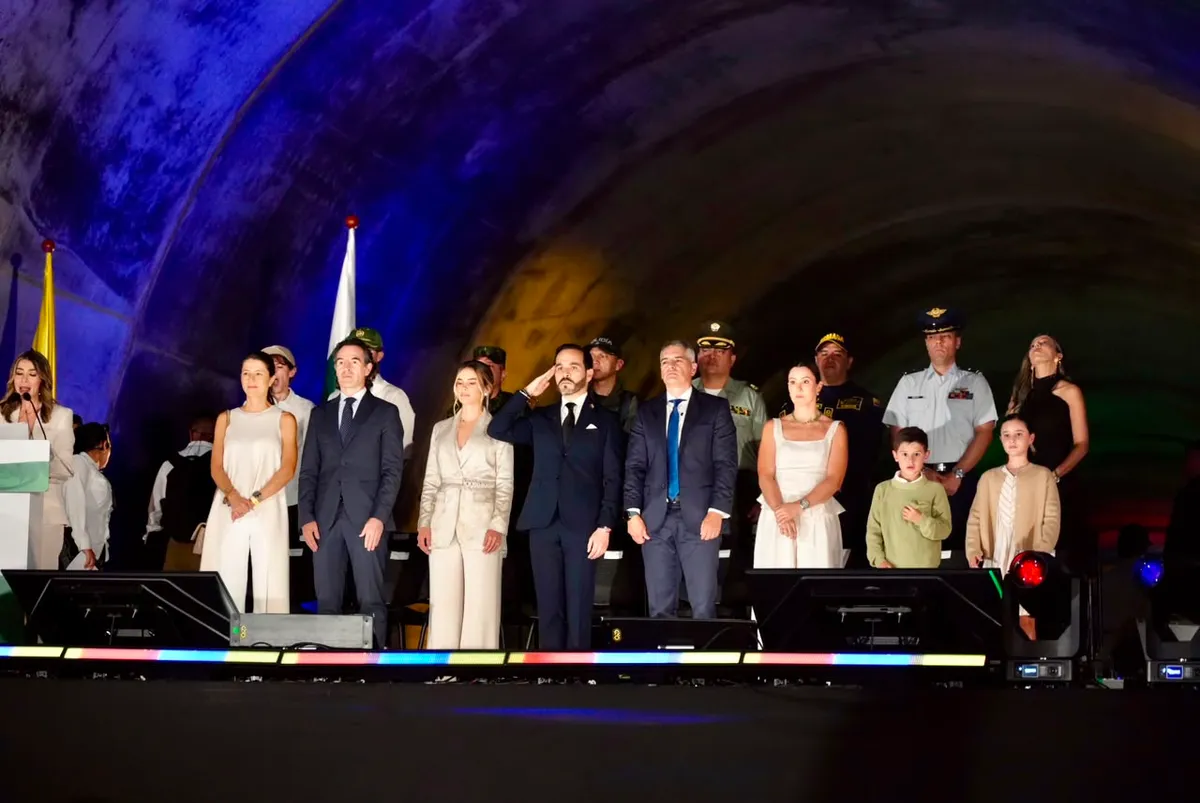 Antioquia conmemoró los 216 años de la Independencia con una jornada que unió a Medellín y el Túnel del Toyo