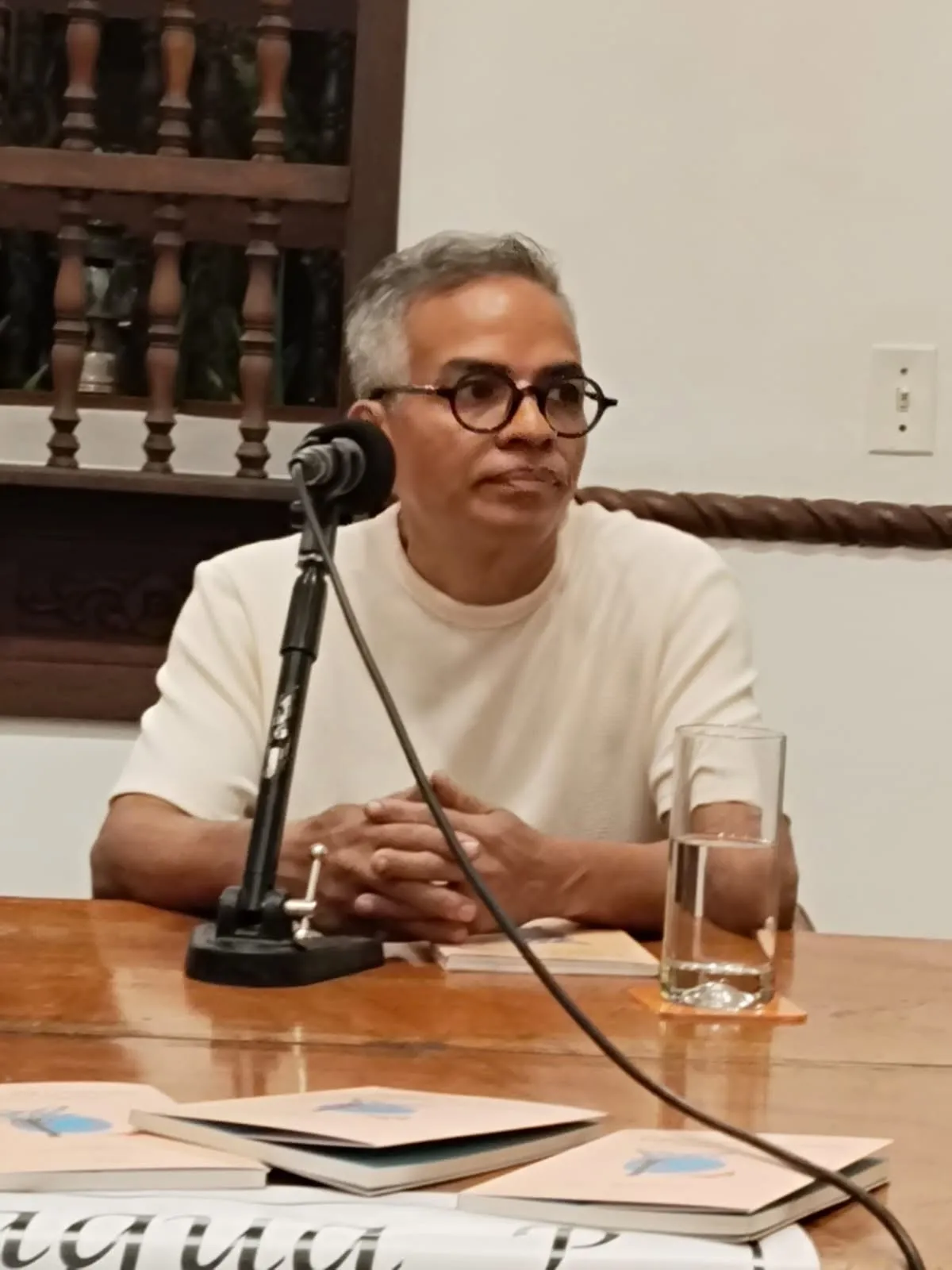 Arley Botero: “De la anatomía de las obsesiones delirantes que hacen delirar”  