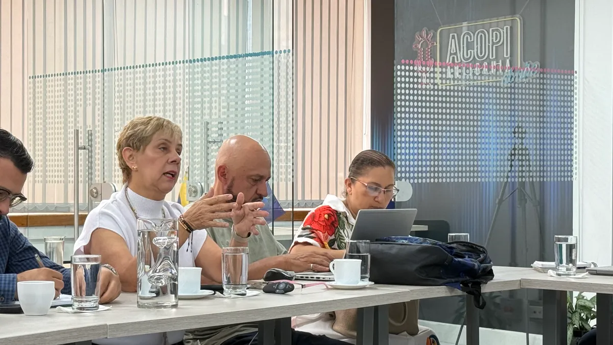 Acopi instala mesa técnica para impulsar políticas públicas a favor de las mipymes y el empleo
