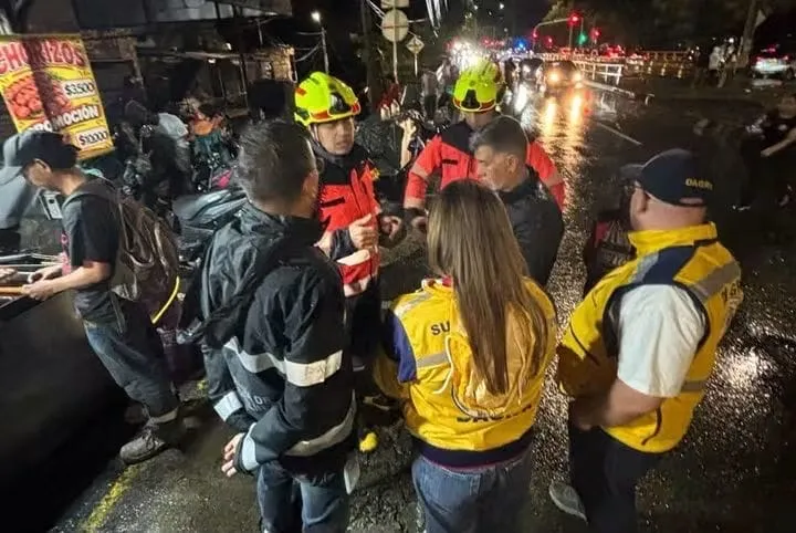 Medellín en alerta: la Iguaná no durmió tras el fuerte aguacero. Noche de limpieza en todos los municipios del Valle de Aburra