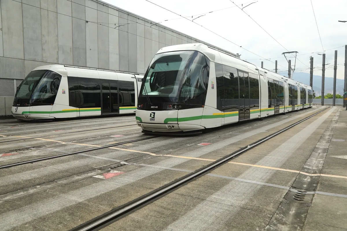 El tranvía de Medellín cumple una década conectando territorios y transformando la movilidad urbana