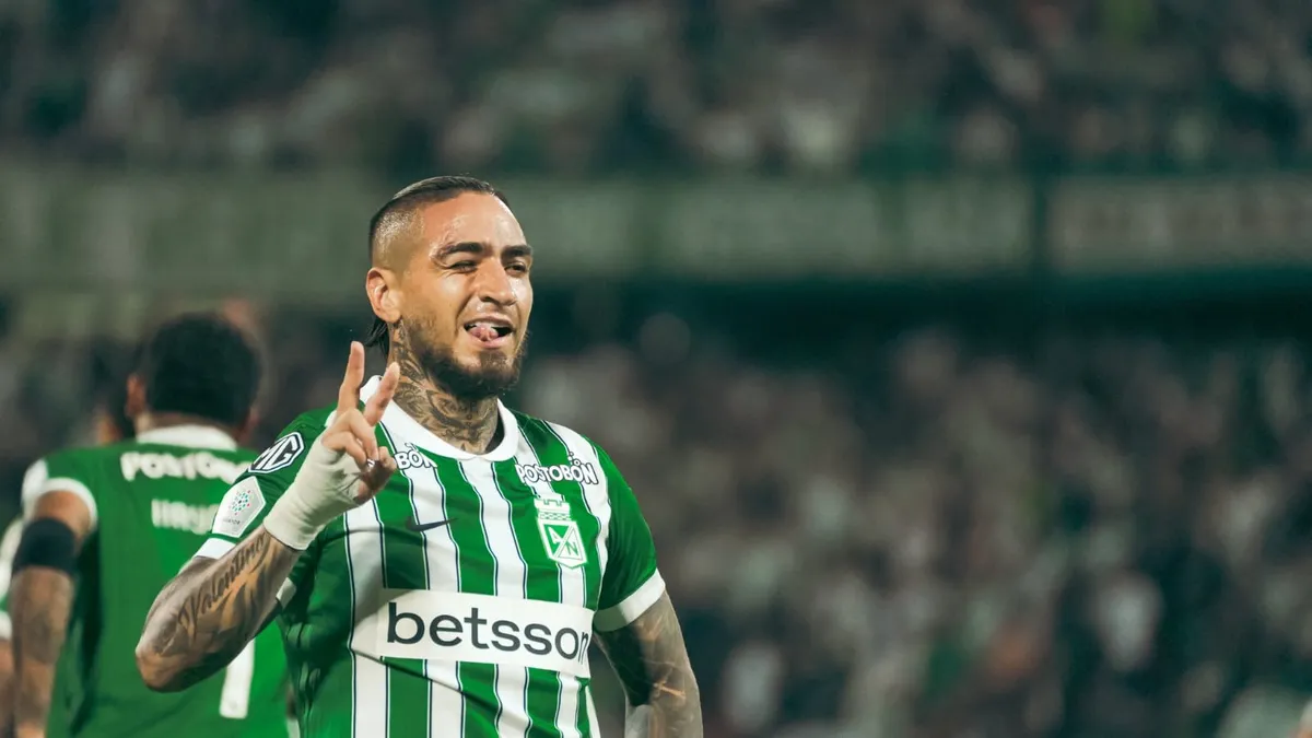 Atlético Nacional arrolló a Internacional y pasó a la semifinal