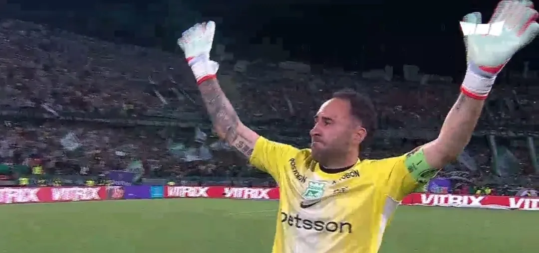 Pero sigue siendo el  rey: David Ospina y un adiós con las manos en lo alto