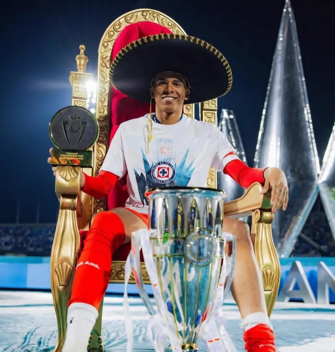 Mier y Ditta, campeones con Cruz Azul. ¿Debe ir Mier al Mundial?