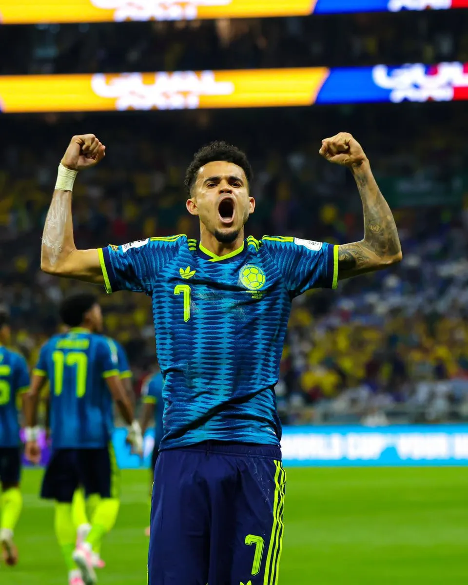 Colombia debutó con pie derecho, un triunfo trabajado para asumir el liderato del Grupo K