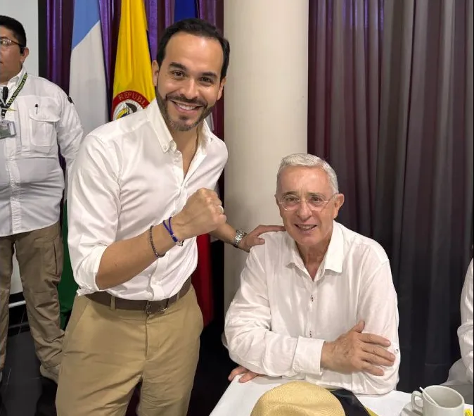 (ANÁLISIS) La falsa derrota. La elección de la presidencia del Senado terminó consolidando el nuevo bloque de gobierno. Hegemonía del eje Abelardo-Uribe