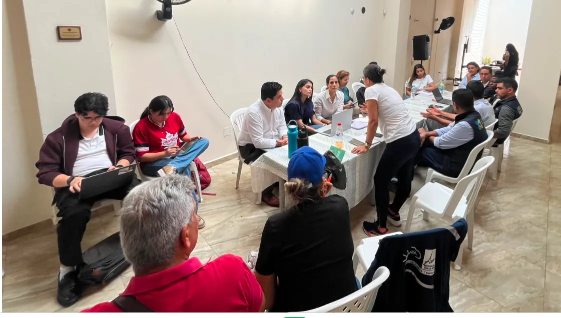 Medellín envió 21 expertos a Cali para apoyar rescate de sobrevivientes y recuperación de viviendas