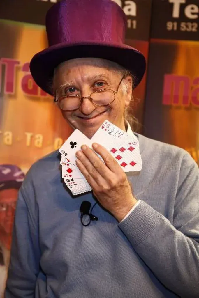 El último truco del maestro: luto en el mundo del arte tras la partida de Juan Tamariz