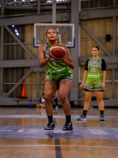Copa Élite 2026 y una jornada histórica de baloncesto con debut femenino y batallas masculinas