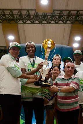 El TdeA se quedó con el título femenino de la Copa Élite de Baloncesto
