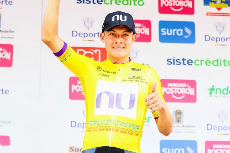 Rodrigo Contreras, cerca de la gloria en la Vuelta a Colombia tras resistir los embates rivales