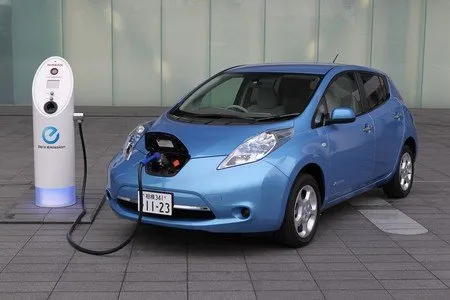 Los autos eléctricos serán más baratos que los de gasolina en 2026