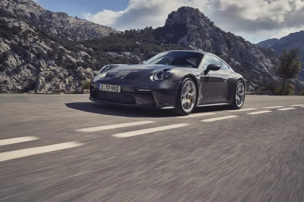 Porsche presentó su 911 GT3 en versión Touring.